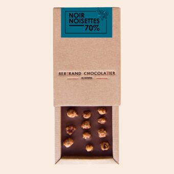 Tablette gourmande noir noisettes