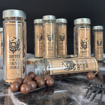 Crottes de chauve-souris – Billes de céréales au chocolat pour Halloween